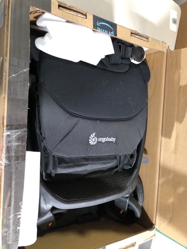 Photo 2 of Ergobaby Metro+ Compact Baby Stroller