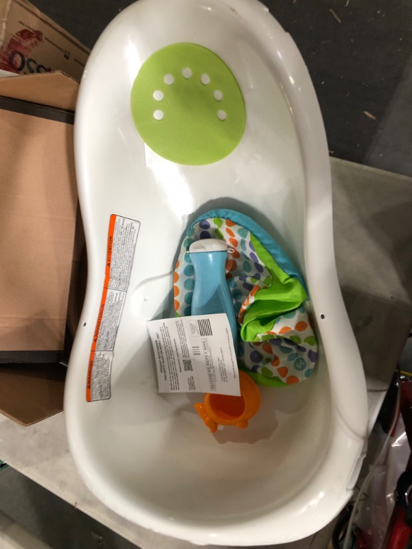 Photo 2 of Fisher-Price Baby Bath Tub, 4-in-1 Newborn to Toddler Tub with Infant Seat 