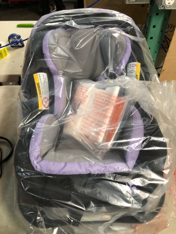 Photo 1 of Baby Trend Secure Snap Tech 35 Infant Car Seat