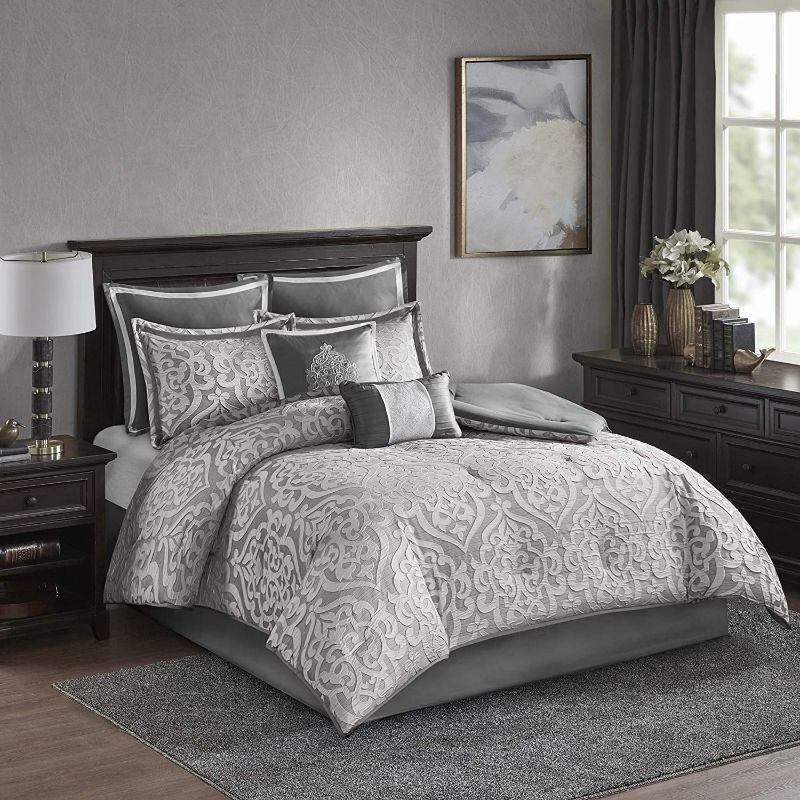 Photo 1 of *USED/ SEE NOTES** Madison Park Odette Cozy Comforter Set Jacquard Damask Medallion Design -  Queen(90 in x 90 in), Silver