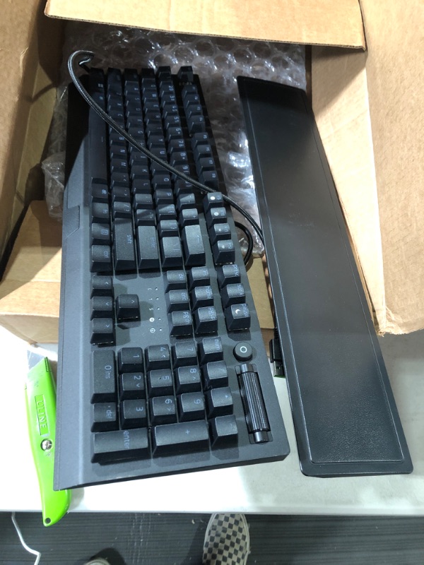 Photo 2 of Razer BlackWidow V3 Pro Mechanical Gaming Keyboard