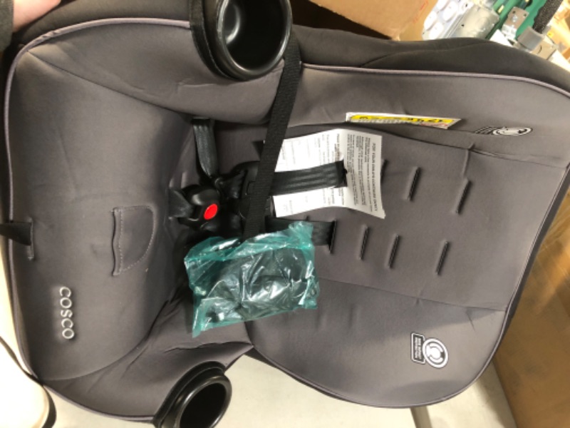 Photo 3 of Cosco Onlook 2-in-1 Convertible Car Seat