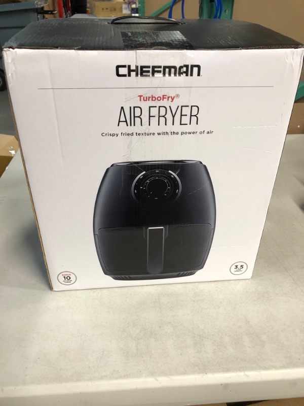 Photo 4 of **NEW** Chefman 3.6qt Analog Air Fryer - Black