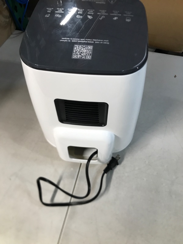 Photo 4 of ** PARTS ONLY** DOSENT TURN ON** KOOC Large Air Fryer, 4.5-Quart Electric Hot Oven Cooker, Free Cheat Sheet for Quick 