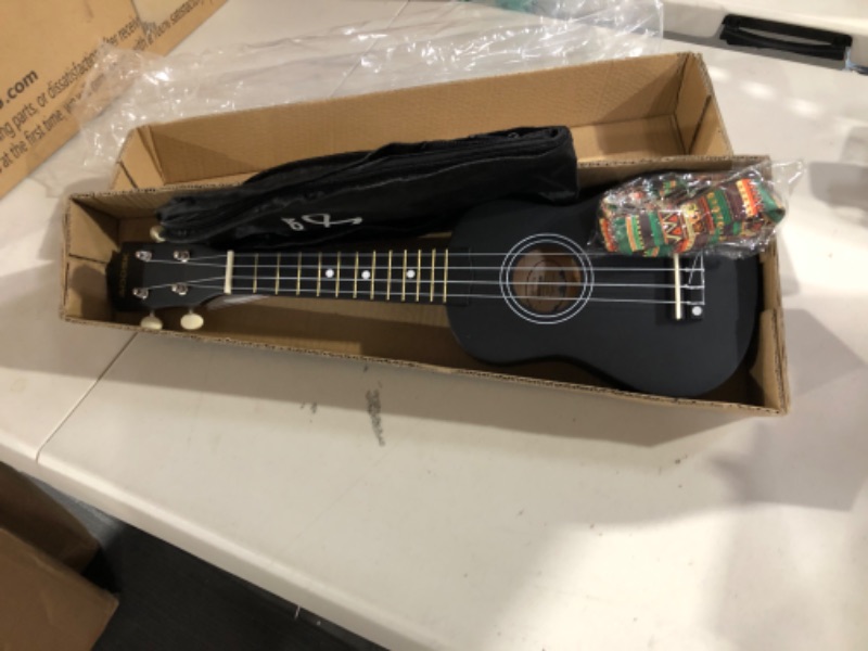 Photo 2 of AODSK Ukulele for kids Ukulele Beginner 21Inch Kids guitar (Black)