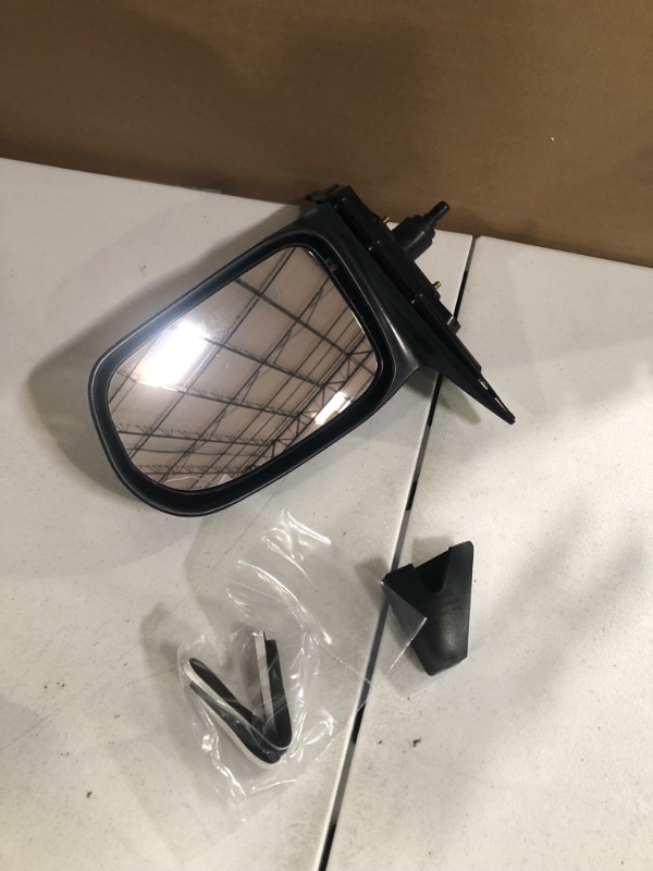 Photo 2 of Dorman 955-1487 Passenger Side Manual Door Mirror for Select Honda Models