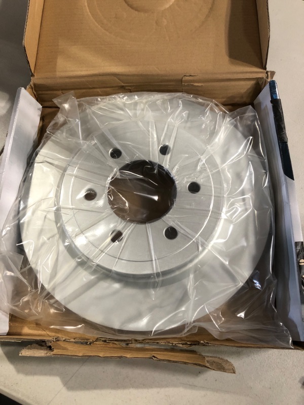 Photo 2 of Raybestos Element3 Replacement Rear Disc Brake Rotor for select Ford Expedition & F150, Lincoln Navigator vehicles, Part No.682263FZN,Silver