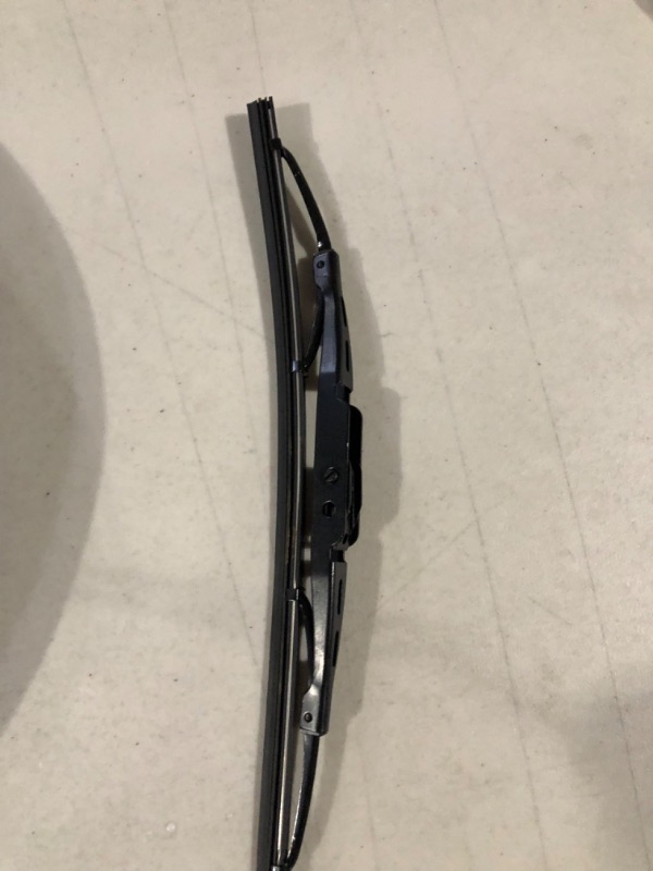 Photo 1 of Automotive Rear Wiper Blade 