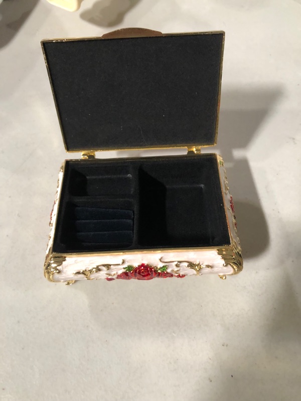 Photo 1 of *USED/BROKEN* HIPIWE METAL DECORATIVE VINTAGE JEWELRY BOX 