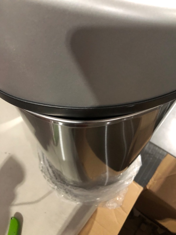 Photo 4 of **NEW** NINESTARS DZT-42-9 Automatic Touchless Infrared Motion Sensor Trash Can, 11 Gal 42L, Stainless Steel Base (Oval, Silver/Black Lid)