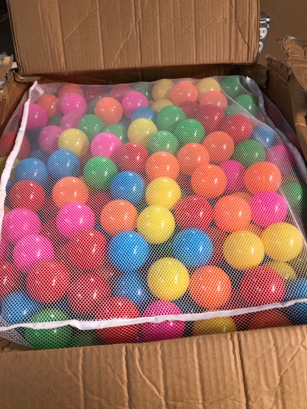 Photo 2 of **NEW** Amazon Basics BPA Free Crush-Proof Plastic Pit Balls with Storage Bag, 6 Bright Colors 