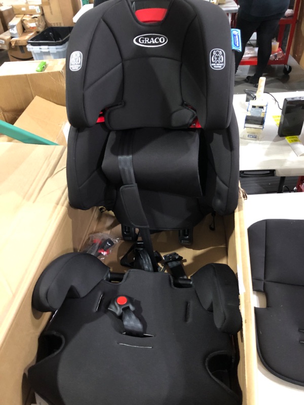 Photo 2 of Graco Tranzitions 3 in 1 Harness Booster Seat