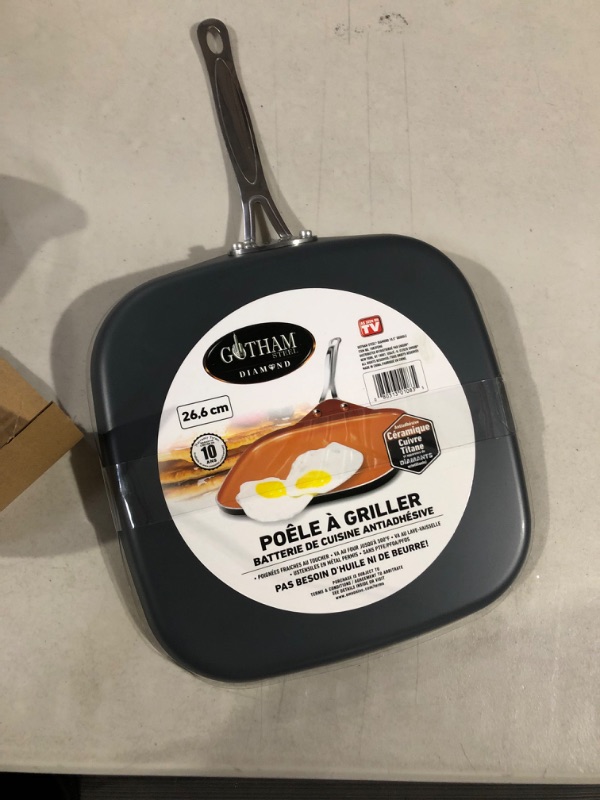 Photo 4 of *NEW* Gotham Steel Nonstick Griddle Pan – 10.5” Griddle Perfect, Coated with Ceramic and Titanium, Dishwasher Safe