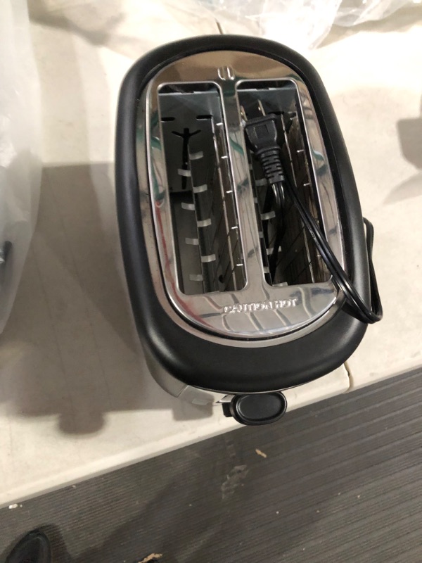 Photo 4 of *BROKE/PARTS ONLY* Amazon Basics 2 Slice, Extra-Wide Slot Toaster with 6 Shade Settings, Black