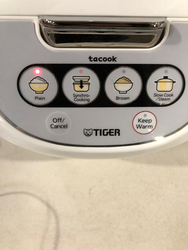 Photo 4 of *SEE NOTES* Tiger Corporation JBV-A10U-W 5.5-Cup Micom Rice Cooker with Food Steamer - White