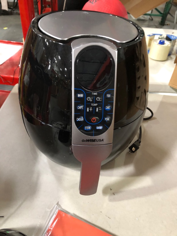 Photo 5 of *PARTS ONLY/SEE NOTES** GoWISE 3.7-Quart Programmable Air Fryer with 8 Cooking Presets, Black