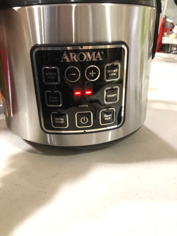 Photo 4 of *MINOR DAMAGE/SEE NOTES** Aroma Housewares ARC-914SBD Digital Cool-Touch Rice Grain Cooker and Food Steamer, Stainless, Silver