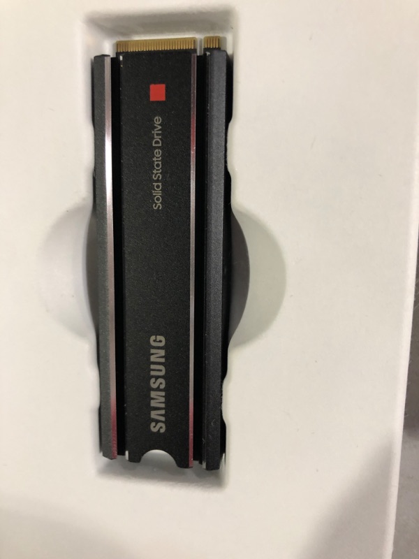 Photo 3 of SAMSUNG 980 PRO SSD 1TB PCIe 4.0 NVMe Gen 4 Gaming M.2 Internal Solid State Drive Memory Card, Maximum Speed, Thermal Control, MZ-V8P1T0B 1TB 980 PRO