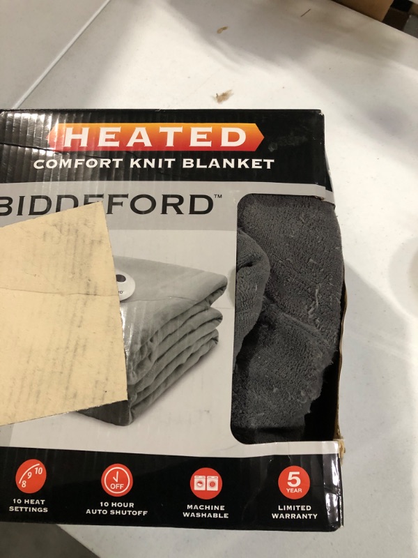 Photo 3 of **SEE NOTES**
Biddeford Blankets Comfort Knit Electric Heated Blanket with Analog Controller, Twin, Grey Twin Grey