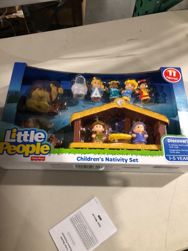 Photo 2 of Fisher-Price Little People Nativity