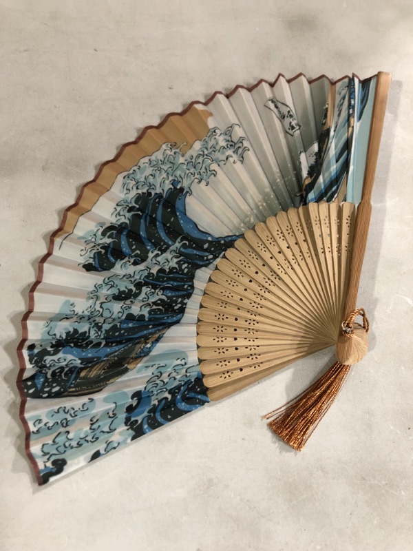 Photo 2 of 1PCS Folding Fan Hand Fans for Women Wooden Folding Fan Bamboo Gan Hand Fans for Women Foldable Paper Fans Hand Fan Foldable Silk Fans for Weddings Folding Fans Chinese Fans Japanese Fans for Home