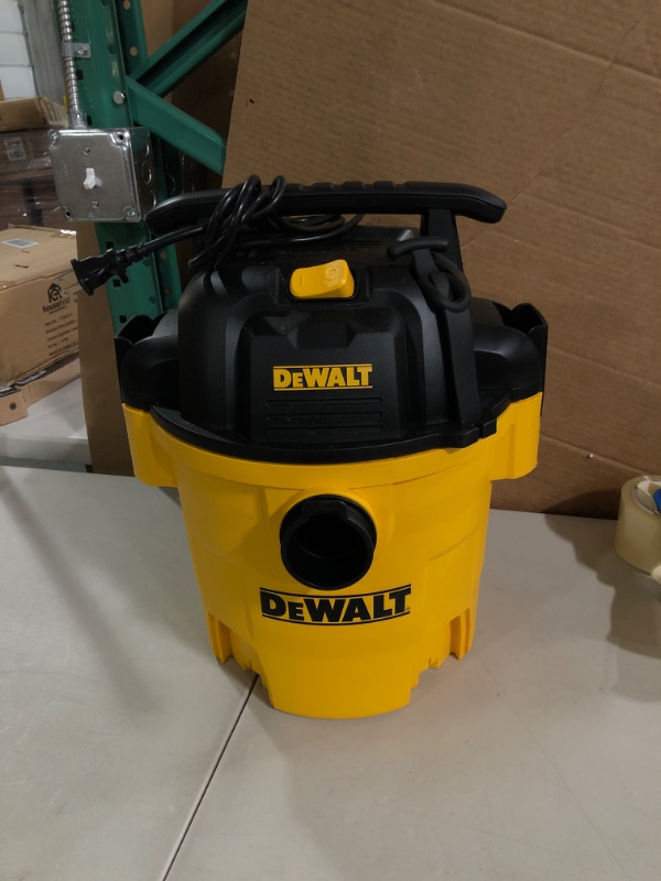 Photo 2 of **SEE NOTES**
DEWALT DXV06P 6-gallon Poly Wet/Dry Vac, Yellow Dewalt 6 Gallon Poly Wet/Dry Vac wet/dry vac