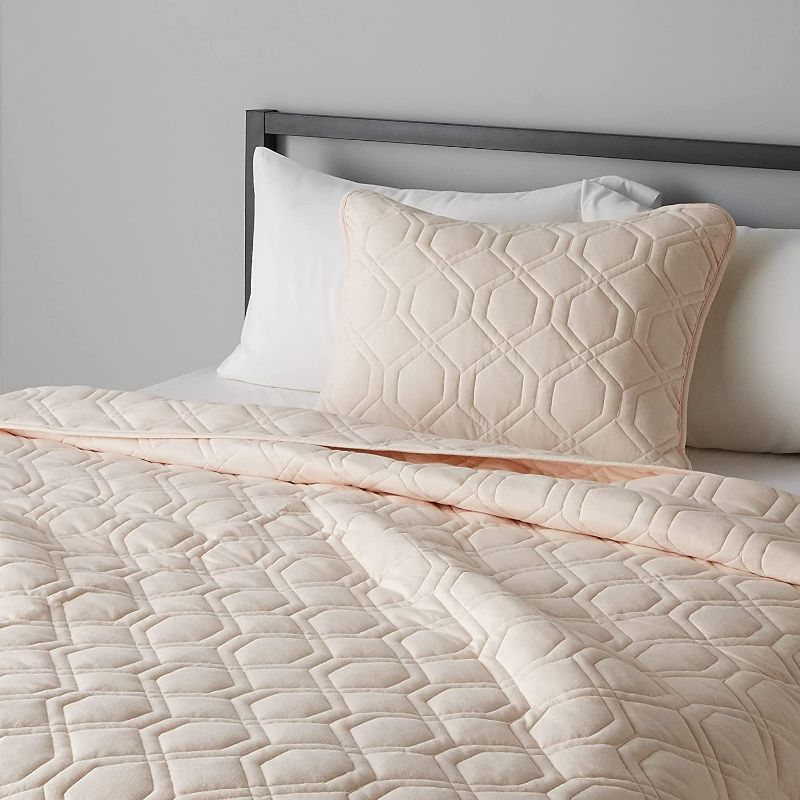 Photo 1 of Amazon Basics Cotton Jersey Blend Quilt Bedspread - Twin/TwinXL, blush