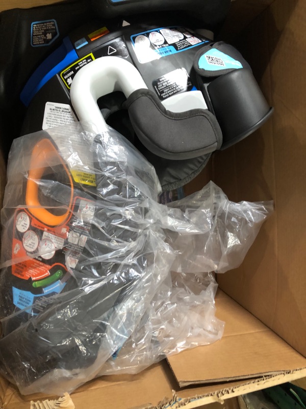 Photo 1 of Graco® Turn2Me™ 3-in-1 Car Seat, Manchester