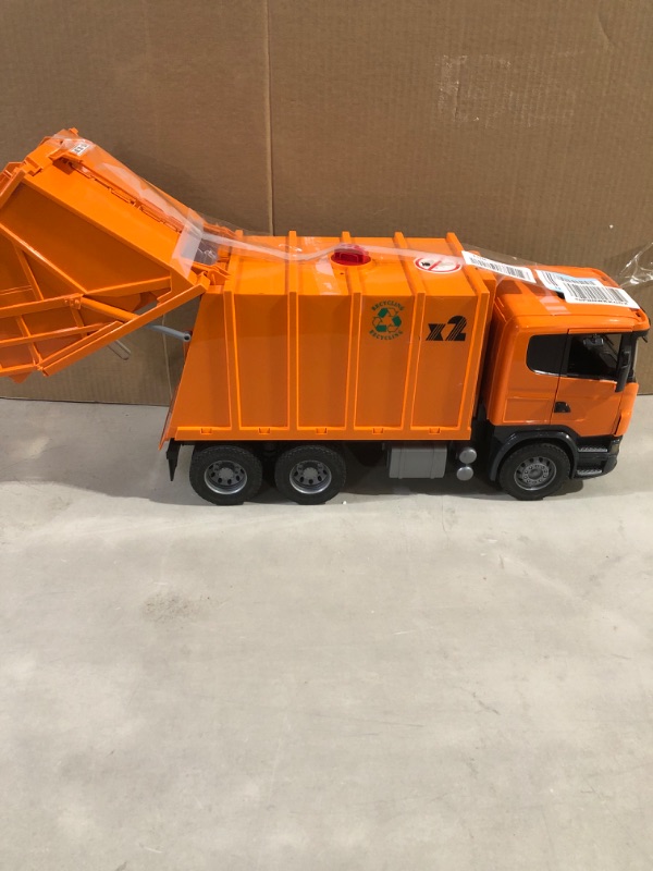 Photo 4 of ** SEE NOTES** Bruder (03560 Scania R-Series Garbage Truck - Orange