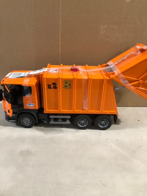 Photo 5 of ** SEE NOTES** Bruder (03560 Scania R-Series Garbage Truck - Orange