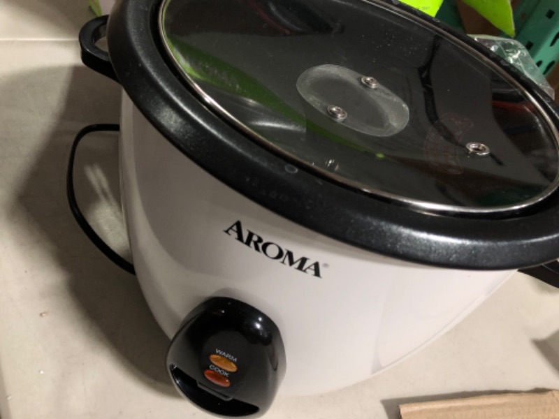 Photo 2 of Aroma Housewares ARC-360-NGP 20-Cup Pot-Style Rice Cooker & Food Steamer, White 20-Cup White Cooker