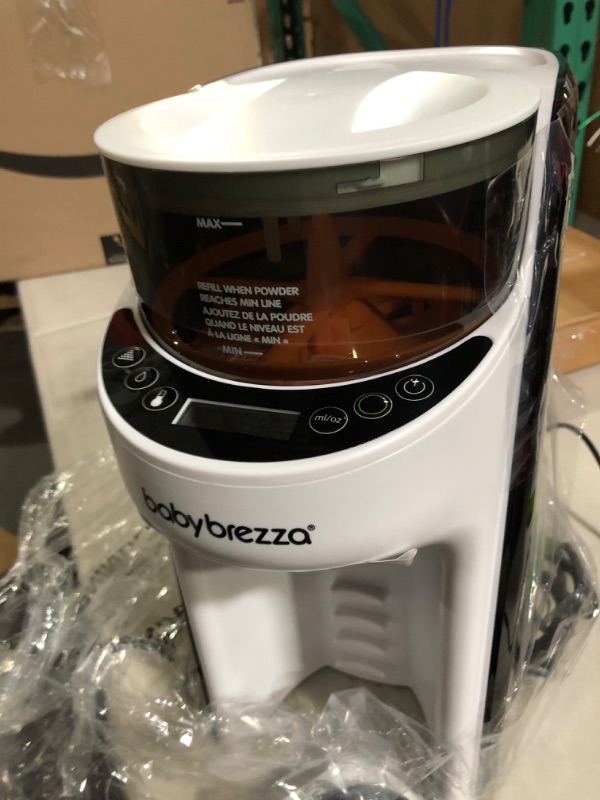 Photo 4 of Baby Brezza Formula Pro Advanced Formula Dispenser Machine 