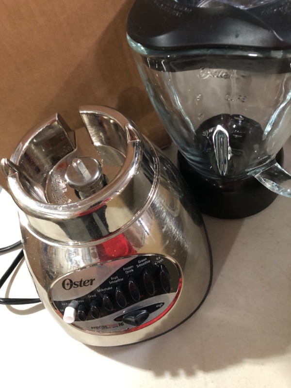 Photo 2 of ***SEE NOTES*** Oster 6812-001 Core 16-Speed Blender with Glass Jar, Black