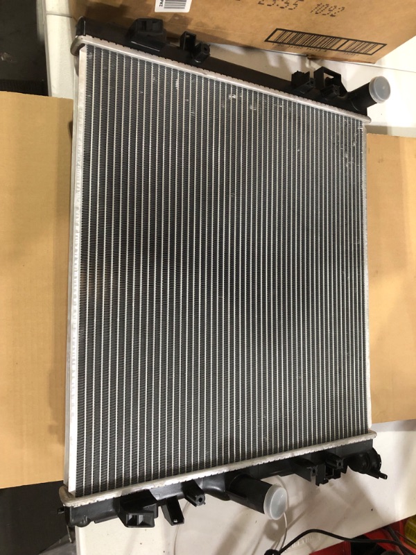 Photo 2 of *USED*AutoShack RK1187 Radiator Replacement for '07-17 Jeep Wrangler 2018 Wrangler JK 3.6L 3.8L V6 4WD RWD