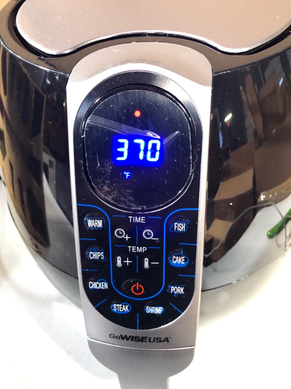 Photo 4 of *BRAND NEW* GoWISE 3.7-Quart Programmable Air Fryer with 8 Cooking Presets, Black