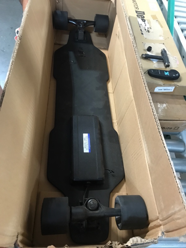 Photo 3 of [Not Functional] Electric Skateboard, Electric Skateboard with Remote Control for Beginners, 350W