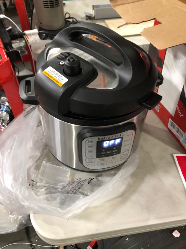 Photo 2 of **SEE NOTES**
Instant Pot Duo 7-in-1 Electric Pressure Cooker