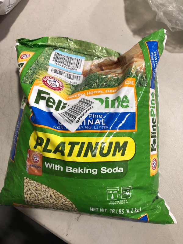 Photo 2 of ARM & HAMMER Feline Pine Platinum with Baking Soda Non-Clumping Cat Litter, 18lb Bag (SLIGHTLY USED)