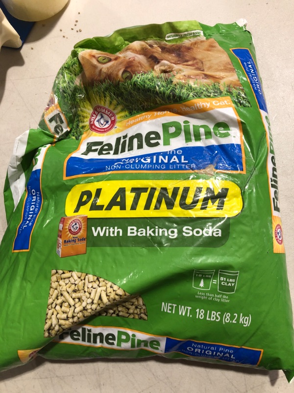 Photo 2 of ARM & HAMMER Feline Pine Platinum with Baking Soda Non-Clumping Cat Litter, 18lb Bag (SLIGHTLY USED)