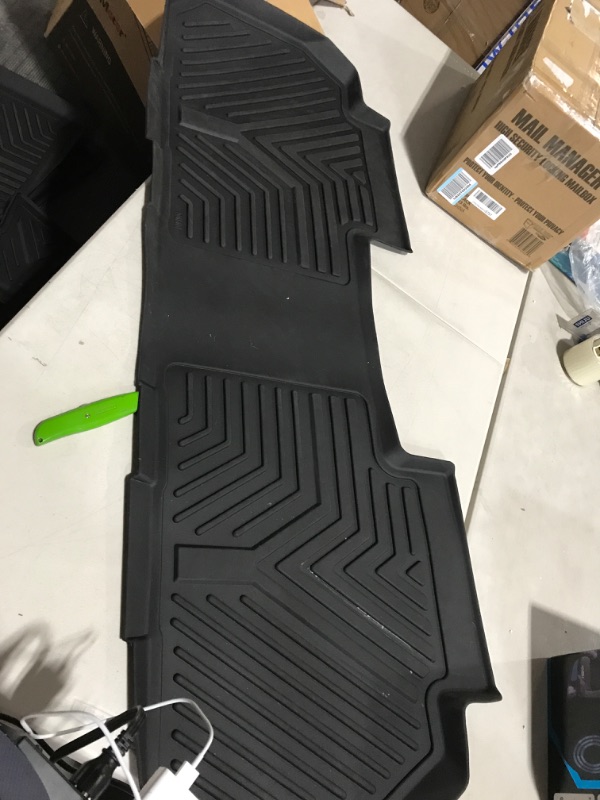 Photo 2 of YITAMOTOR Floor Mats & Cargo Mats Compatible with 2018-2022 Chevy Traverse