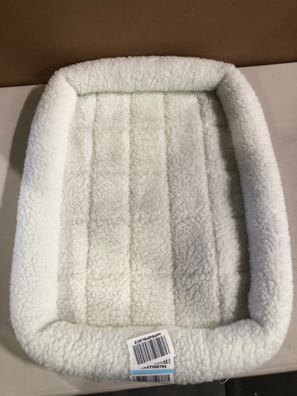 Photo 2 of 30L-Inch White Fleece Dog Bed or Cat Bed w/ Comfortable BolsterDry