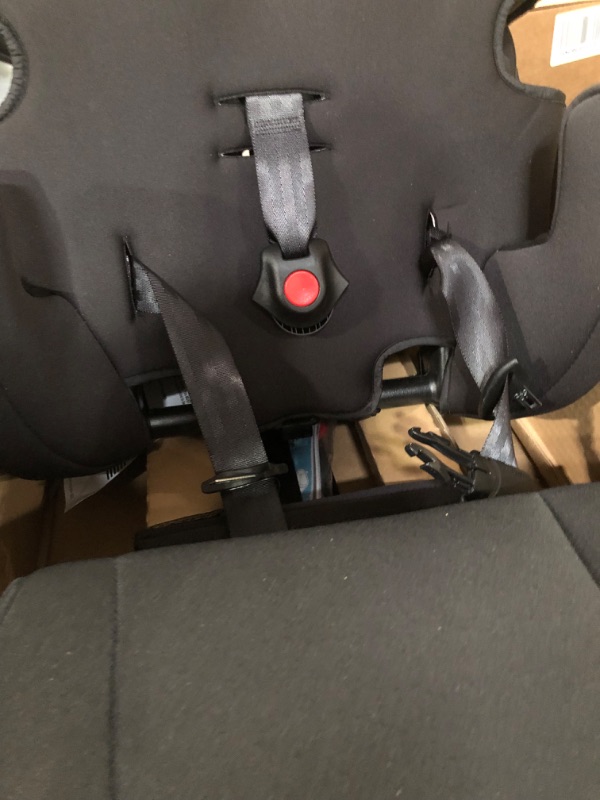 Photo 2 of Graco Tranzitions 3 in 1 Harness Booster Seat, Proof Tranzitions Black