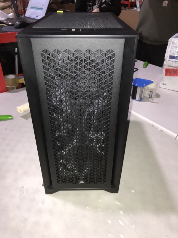 Photo 3 of CORSAIR 4000D AIRFLOW TMP GLSS