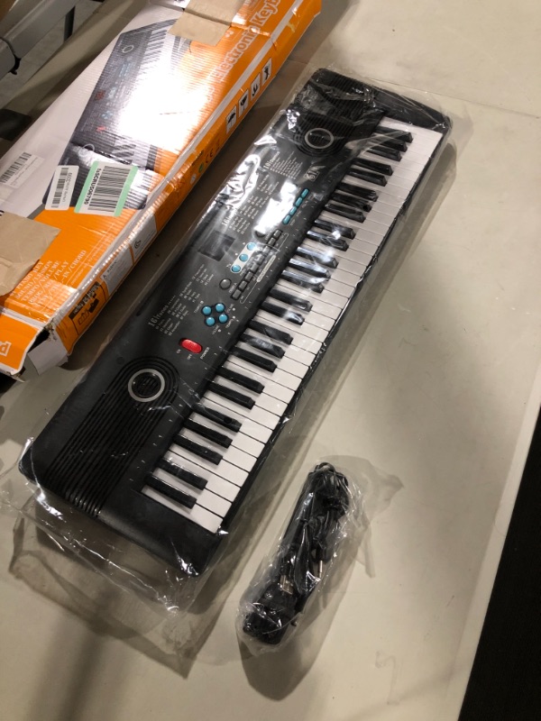 Photo 2 of 61 Keys Keyboard Piano, Electronic Digital Piano with Built-In Speaker Microphone