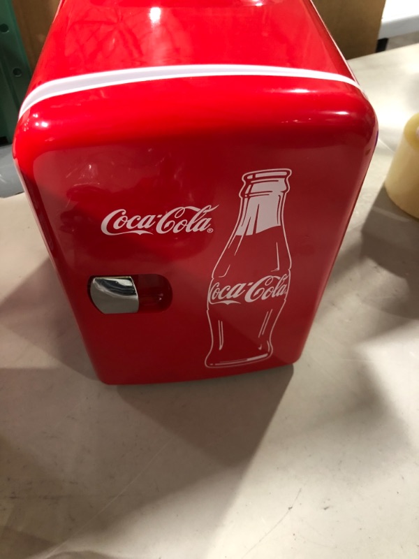 Photo 3 of 4 litres coke fridge 