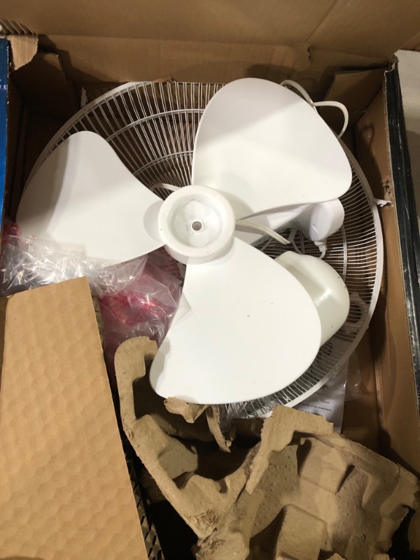 Photo 4 of [USED/DAMAGE] Hurricane Classic 16 Inch Oscillating Fan