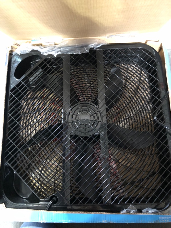 Photo 2 of [USED] PELONIS 3-Speed Box Fan 