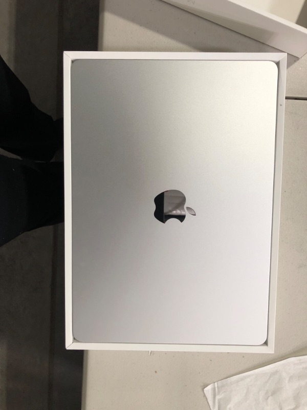 Photo 1 of **SEE NOTES** Apple 2022 MacBook Air Laptop with M2 chip: 13.6-inch Liquid Retina Display, 8GB RAM, 512GB SSD Storage - S/N TN2G2VQFYM