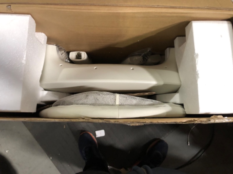 Photo 1 of 4moms MamaRoo Sleep Bassinet 29"L x 24"W x 39"H