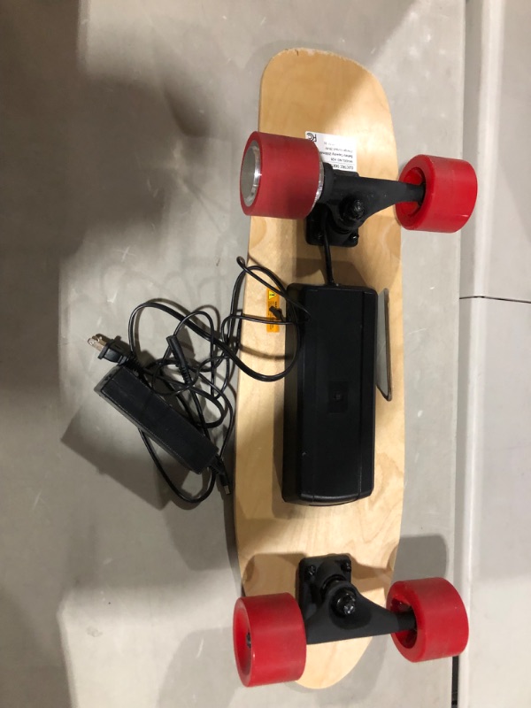 Photo 3 of ***SEE NOTES***  Caroma Electric Skateboard, 350W Electric Skateboard with Wireless Remote Control 